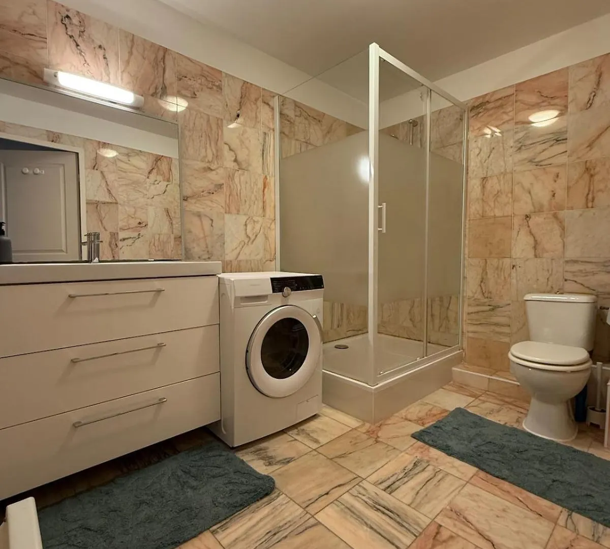Proche De Centre-Ville A 5 Minutes De La Mer A Pied Nice Apartment